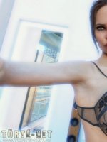 Egyedül otthon - Erotikus képregény - 7. oldal