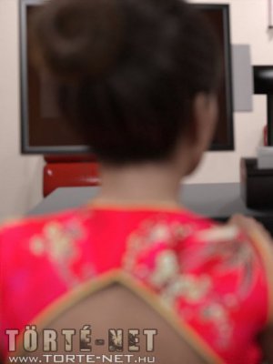 Szépségszalon 2. rész - Erotikus képregény - 2. oldal Szépségszalon 2. rész - Erotikus képregény - 2. oldal