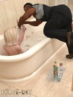 Alice naplója 18. rész - Baleset a kádban - Erotikus képregény - 11. oldal Alice naplója 18. rész - Baleset a kádban - Erotikus képregény - 11. oldal