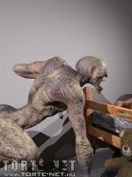 Szörny van a szobámban - Erotikus képregény - 17. oldal