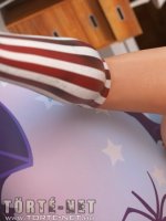 Dee Williams és barátnője extrákkal 2. rész - Erotikus képregény - 24. oldal