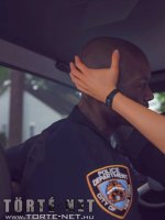 Rendőrök és nyomozók egymás között 4. rész - Erotikus képregény - 59. oldal